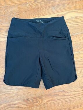 Lady Hagen  performance Sculpt Pull on Shorts - S